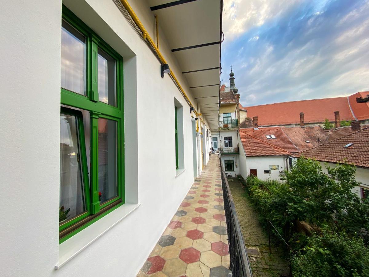 Cluj Aparthotel ภายนอก รูปภาพ